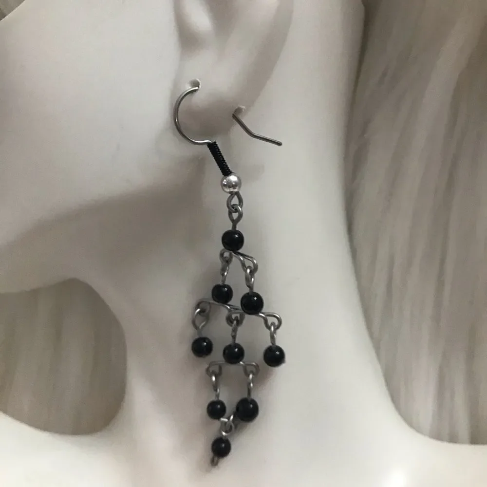 Beaded wire earrings